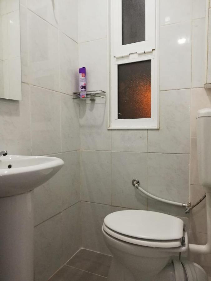 BED&SHOWER Moscavide -Self Check-In Exterior foto