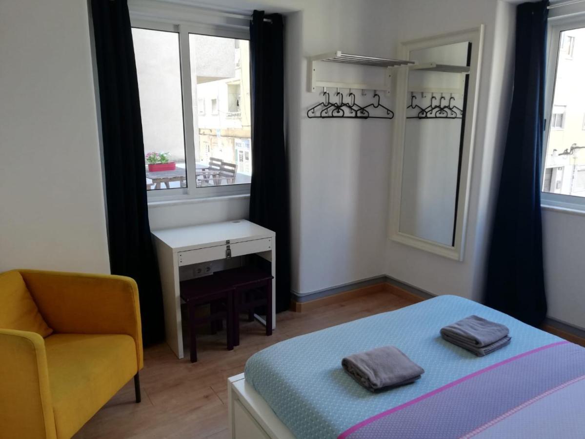 BED&SHOWER Moscavide -Self Check-In Exterior foto