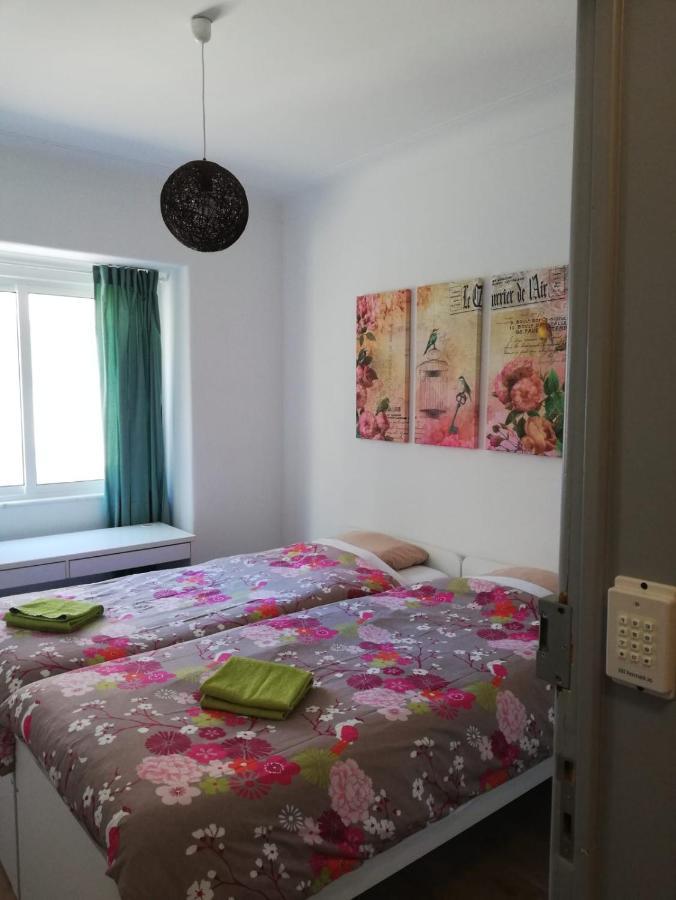 BED&SHOWER Moscavide -Self Check-In Exterior foto